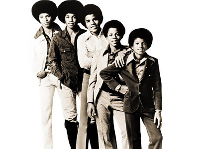 Michael Jackson khi còn nhỏ và nhóm Jackson 5 Ảnh: wix.com 