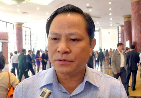 Giám đốc Công an tỉnh Thanh Hóa Trịnh Xuyên khẳng định, việc cảnh sát giao thông quăng lưới là để xử lý người đi xe lạng lách. Ảnh: V.A.