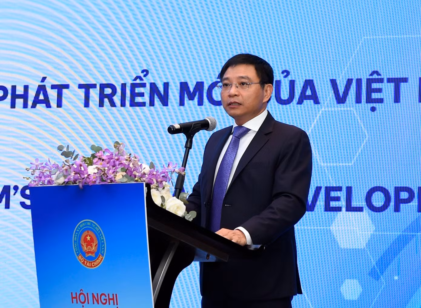 Bộ trưởng Bộ Tài chính Nguyễn Văn Thắng chủ trì Hội nghị “Quỹ đầu tư và đầu tư nước ngoài trong Kỷ nguyên phát triển mới của Việt Nam”. Ảnh: TTXVN.
