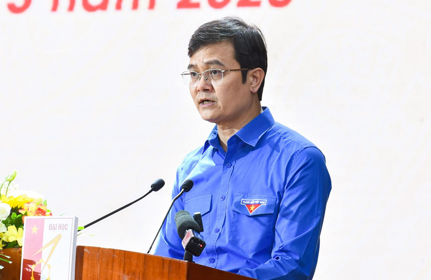 Bí thư thứ nhất Ban Chấp hành Trung ương Đoàn Bùi Quang Huy phát biểu tại buổi lễ. Ảnh: Minh Châu. Bí thư thứ nhất Ban Chấp hành Trung ương Đoàn Bùi Quang Huy phát biểu tại buổi lễ. Ảnh: Minh Châu.