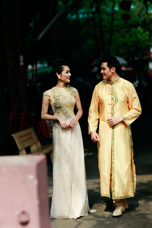 Lâm Chi Khanh đẹp dịu dàng với áo dài ảnh 3