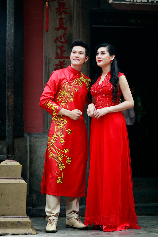 Lâm Chi Khanh đẹp dịu dàng với áo dài ảnh 9