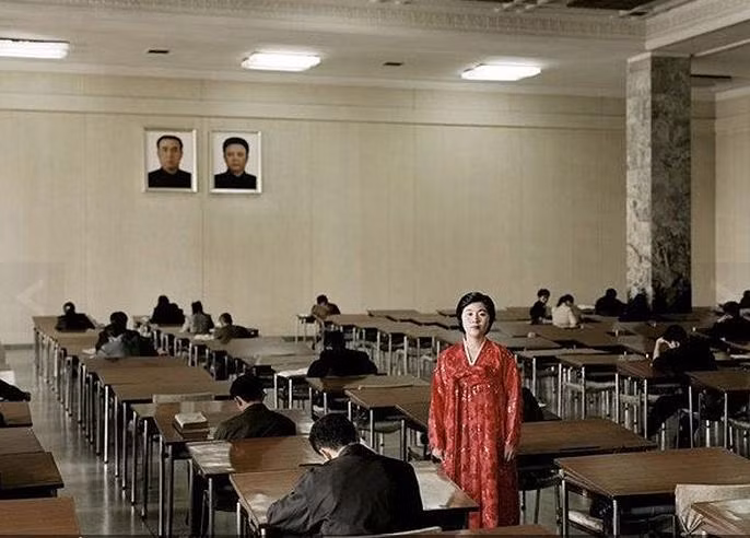 Cô giáo ở Triều Tiên