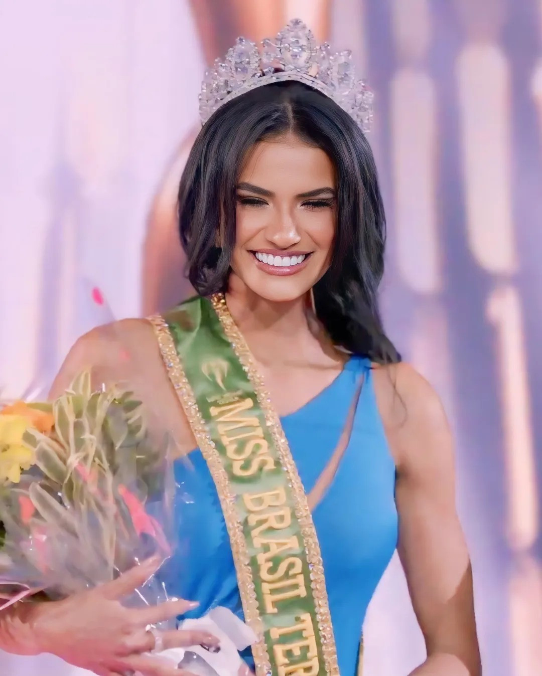 Chung kết Hoa hậu Trái Đất Brazil 2024 đã diễn ra hôm 1/9 với chiến thắng thuộc về người đẹp Josiane Viana. Cô giành quyền đại diện Brazil tham dự Miss Earth 2024 tổ chức ở Philippines.