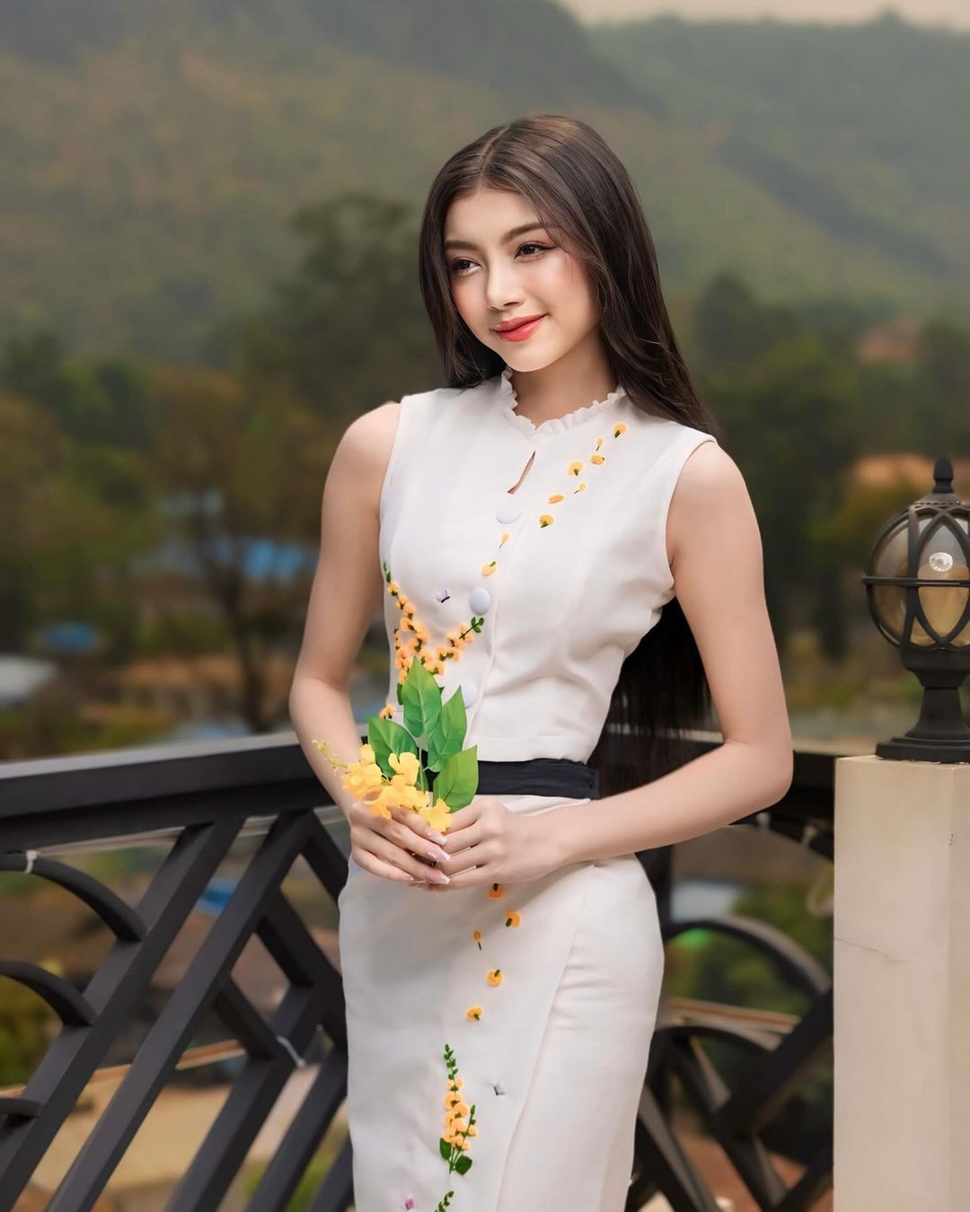 Tuy nhiên, Thae Su Nyein vẫn giành quyền đại diện Myanmar tại Hoa hậu Hòa bình Quốc tế 2024 và nhận được sự ủng hộ của khán giả trong nước và quốc tế.