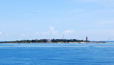 Toàn cảnh đảo Sơn Ca 