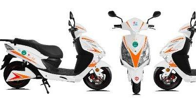 Xe điện 2 bánh tại chương trình thí điểm được nhà tổ chức giới thiệu với cơ quan chức năng.