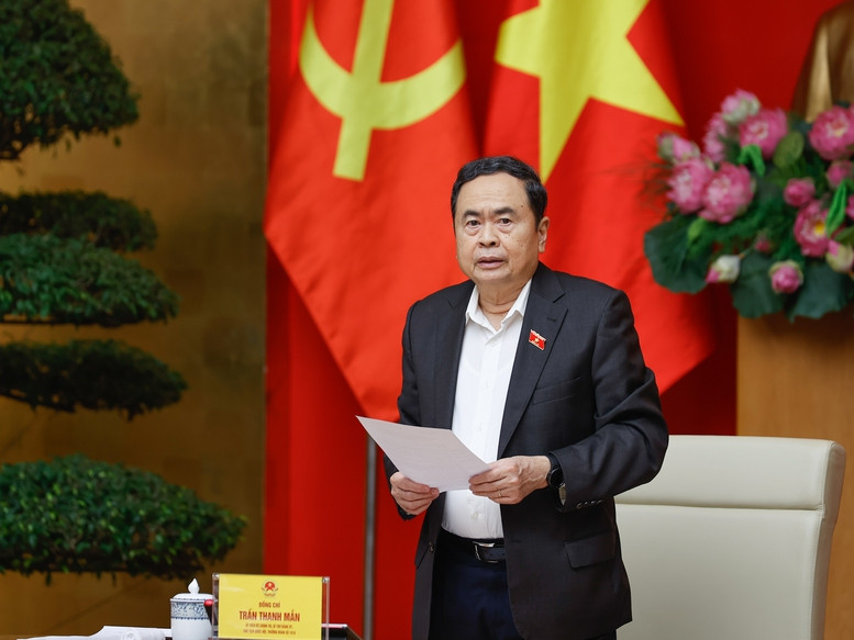 Chủ tịch Quốc hội Trần Thanh Mẫn - Trưởng Đoàn kiểm tra số 1910 phát biểu tại hội nghị. Ảnh: VGP.