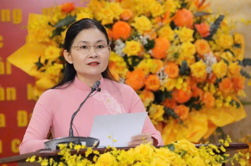 Bà Tôn Ngọc Hạnh.