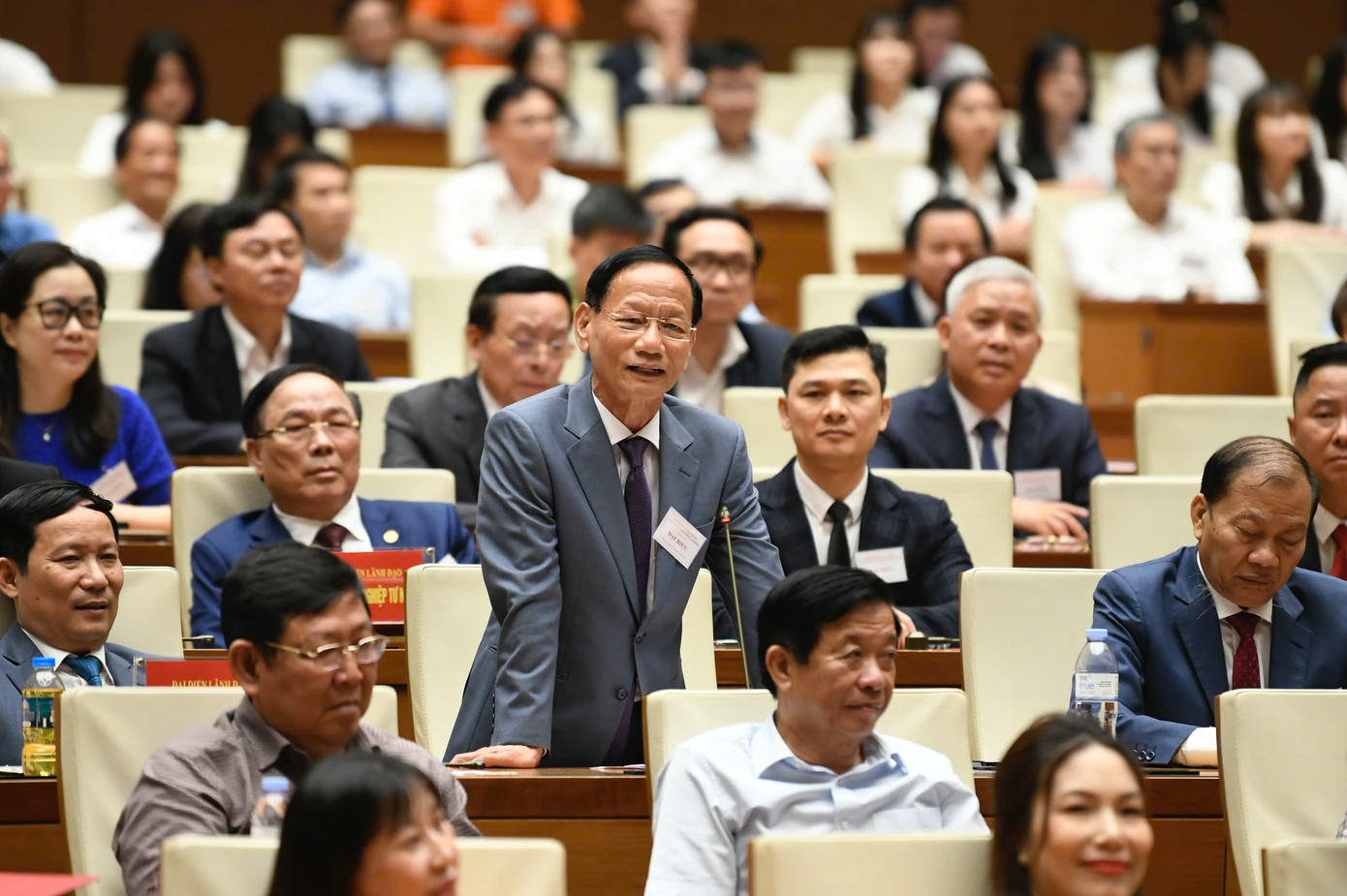 Ông Vũ Văn Tiền - Chủ tịch HĐQT Geleximco - nêu ý kiến tại hội nghị. Ảnh: Như Ý.