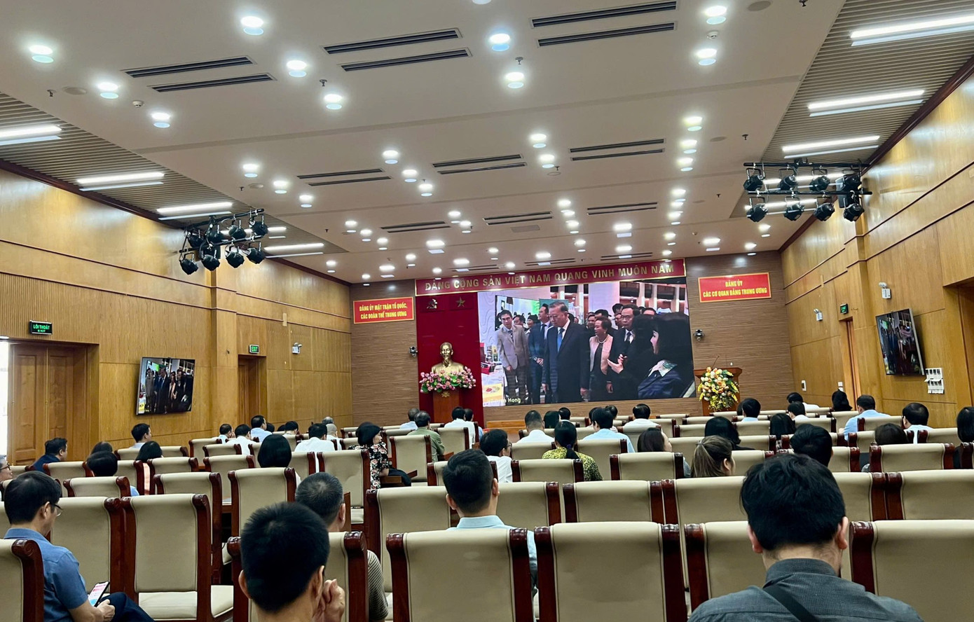 Điểm cầu tại trụ sở Đảng ủy MTTQ, các đoàn thể Trung ương. Ảnh: PV.