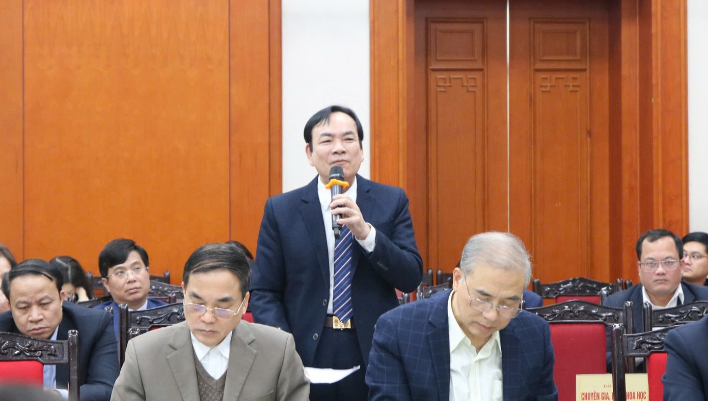 Thiếu tướng Nguyễn Bá Dương - nguyên Viện trưởng Viện Khoa học xã hội nhân văn quân sự, Bộ Quốc phòng. Ảnh: PV.