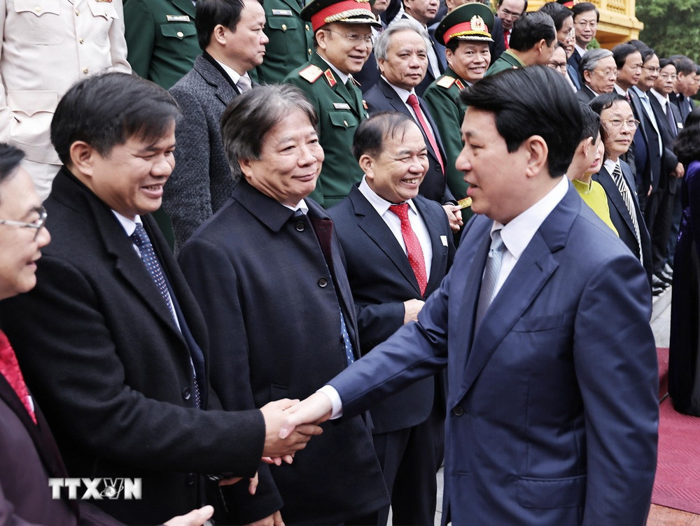 Chủ tịch nước Lương Cường và các đại biểu. Ảnh: TTXVN. Chủ tịch nước Lương Cường và các đại biểu. Ảnh: TTXVN.