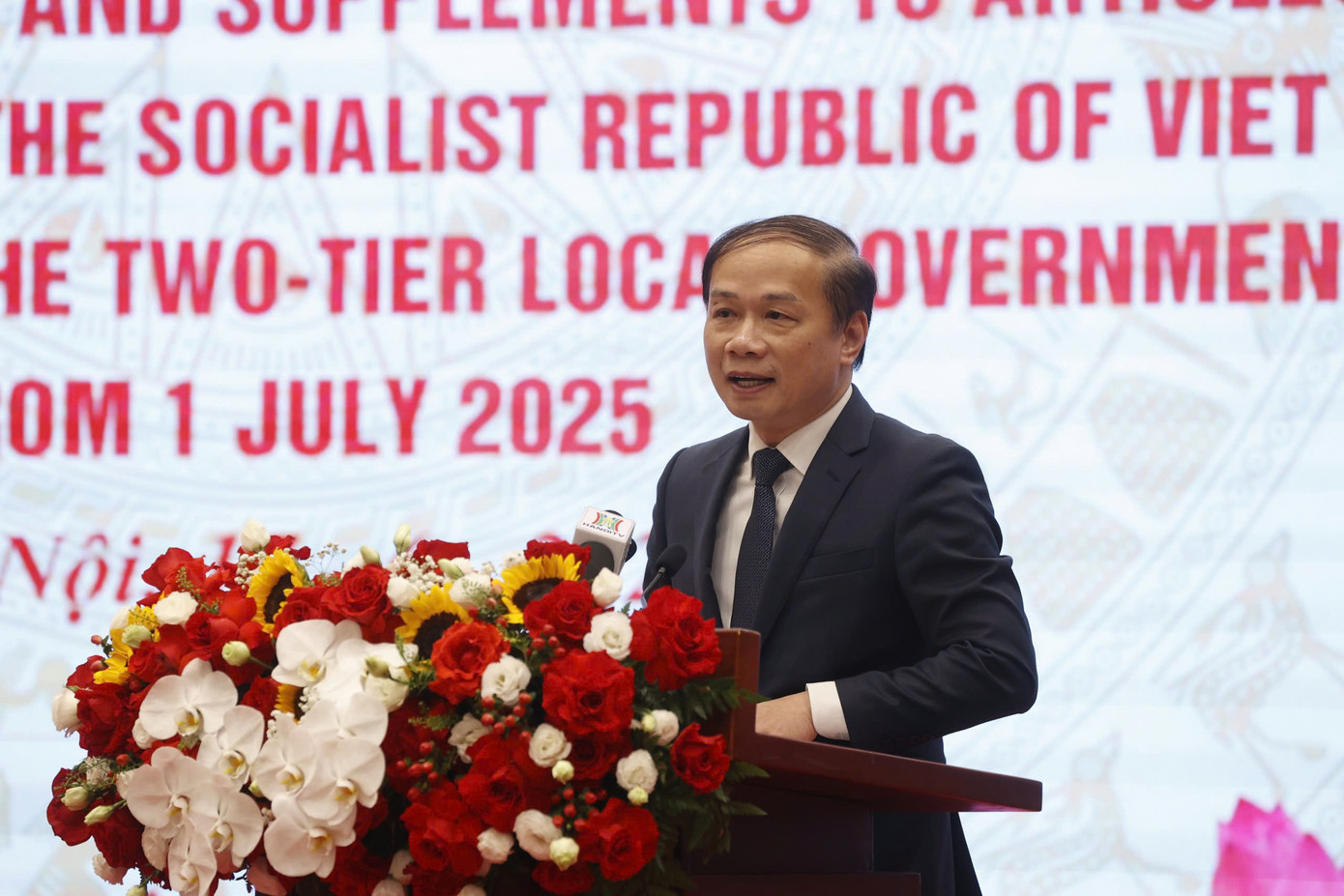 Phó trưởng Ban Tuyên giáo và Dân vận Trung ương Phạm Tất Thắng phát biểu tại hội nghị. Ảnh: PV.