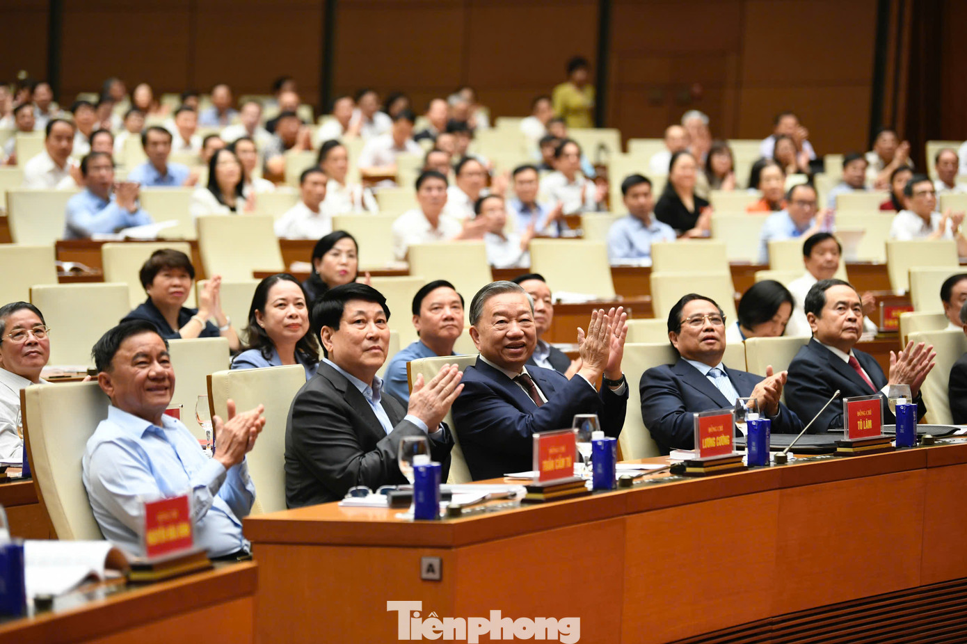 Tổng Bí thư Tô Lâm và lãnh đạo Đảng, Nhà nước dự hội nghị. Ảnh: Như Ý. Tổng Bí thư Tô Lâm và lãnh đạo Đảng, Nhà nước dự hội nghị. Ảnh: Như Ý.