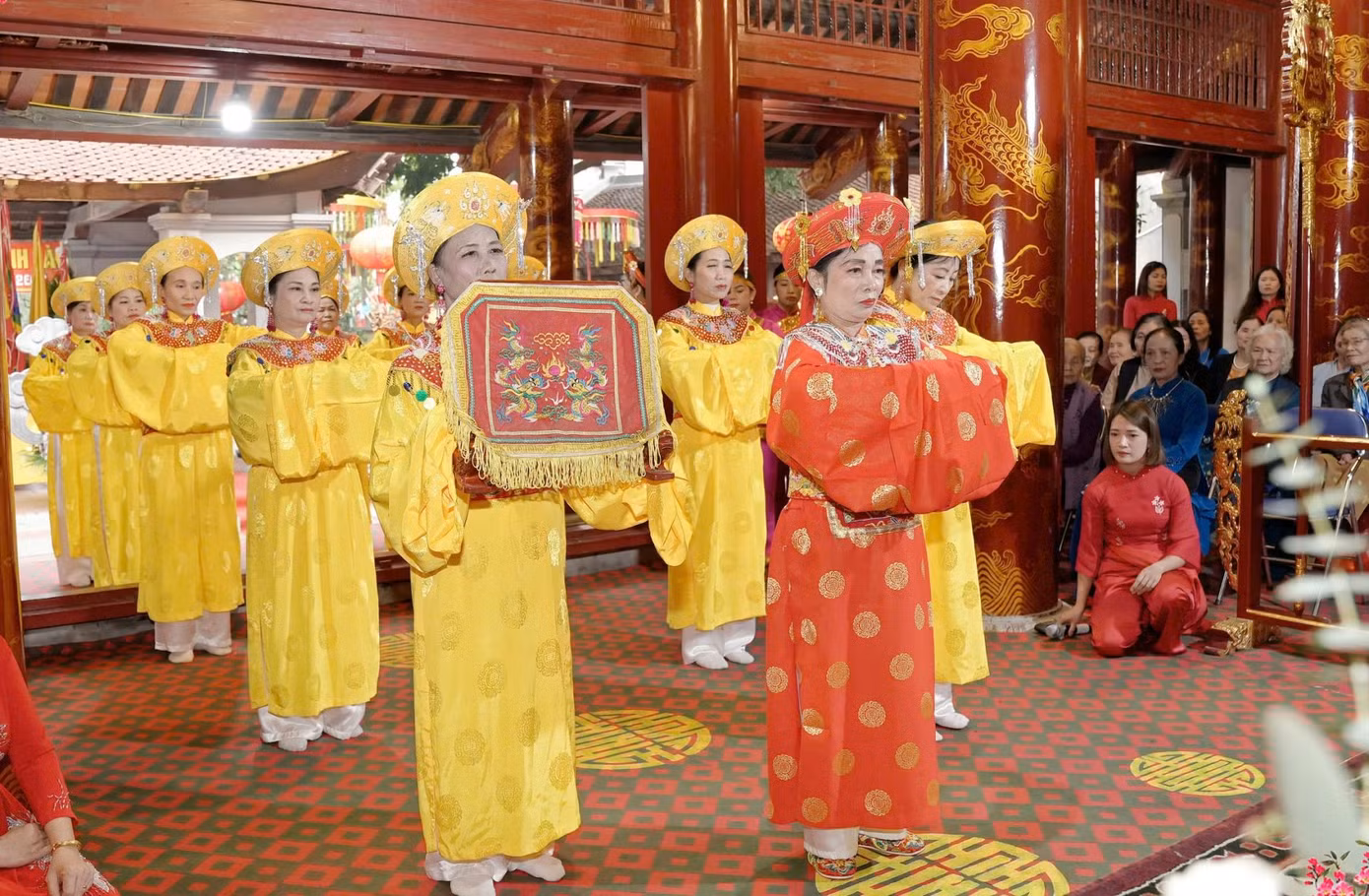Hội làng Đống Ba đã được gìn giữ qua nhiều thế hệ. Hội làng Đống Ba đã được gìn giữ qua nhiều thế hệ.