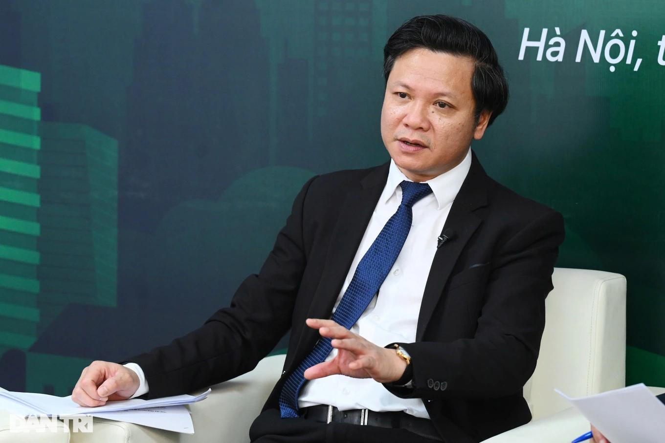 Ông Phan Trung Tuấn, Vụ trưởng Vụ Chính quyền địa phương (Bộ Nội vụ). Ảnh: Báo Dân trí. Ông Phan Trung Tuấn, Vụ trưởng Vụ Chính quyền địa phương (Bộ Nội vụ). Ảnh: Báo Dân trí.