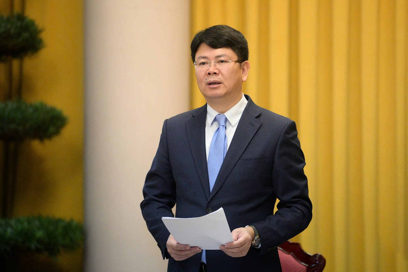 Thứ trưởng Bộ Tư pháp Nguyễn Thanh Tịnh trao đổi tại họp báo. Ảnh: PV.