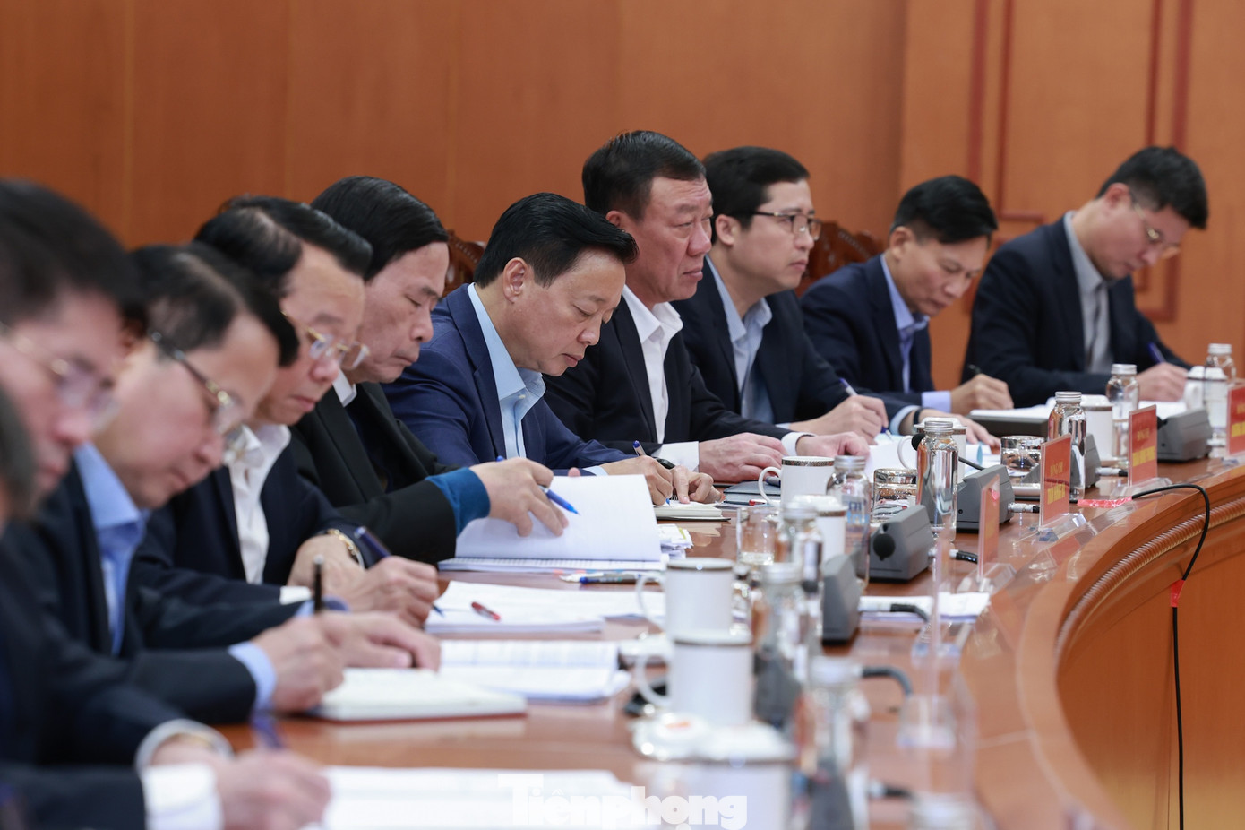 Toàn cảnh buổi làm việc. Ảnh: Minh Châu.