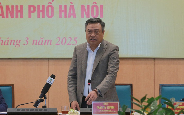 Chủ tịch UBND thành phố Hà Nội Trần Sỹ Thanh cho biết: "Hà Nội đã triển khai một số dự án cụ thể như làm sạch sông Tô Lịch; đồng thời tổ chức nhiều hội nghị, hội thảo khoa học, tham khảo kinh nghiệm các nước; và mong muốn nhận được sự tham gia, hợp tác chặt chẽ của các địa phương trong vùng Thủ đô". Ảnh: VGP. Chủ tịch UBND thành phố Hà Nội Trần Sỹ Thanh cho biết: "Hà Nội đã triển khai một số dự án cụ thể như làm sạch sông Tô Lịch; đồng thời tổ chức nhiều hội nghị, hội thảo khoa học, tham khảo kinh nghiệm các nước; và mong muốn nhận được sự tham gia, hợp tác chặt chẽ của các địa phương trong vùng Thủ đô". Ảnh: VGP.