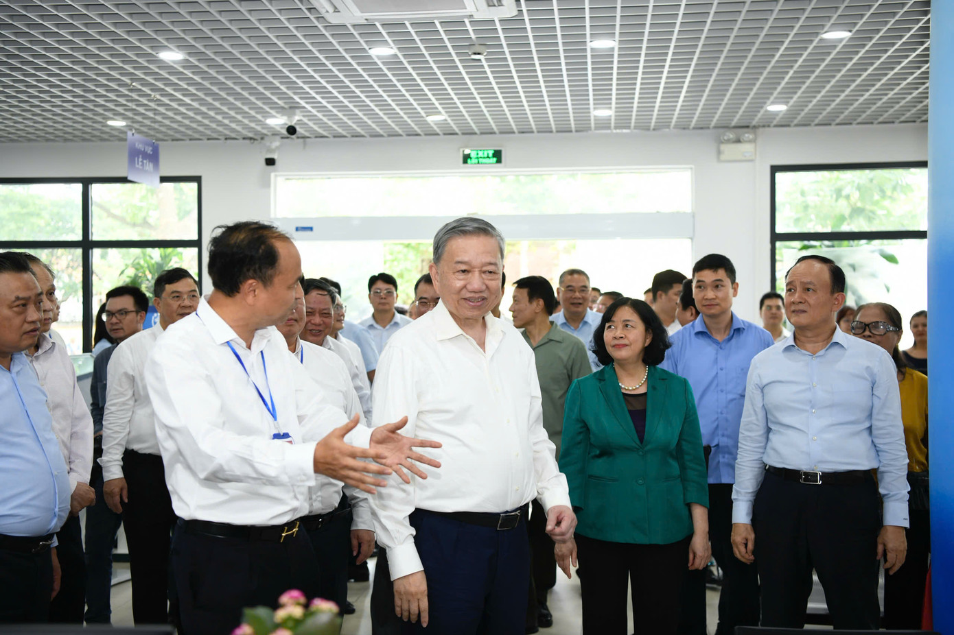 Tổng Bí thư Tô Lâm thăm, kiểm tra công tác vận hành chính quyền phường Tây Hồ (TP Hà Nội). Ảnh: Như Ý.