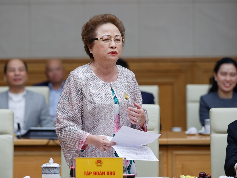 Đại diện các doanh nghiệp phát biểu tại hội nghị. Ảnh: VGP. Đại diện các doanh nghiệp phát biểu tại hội nghị. Ảnh: VGP.