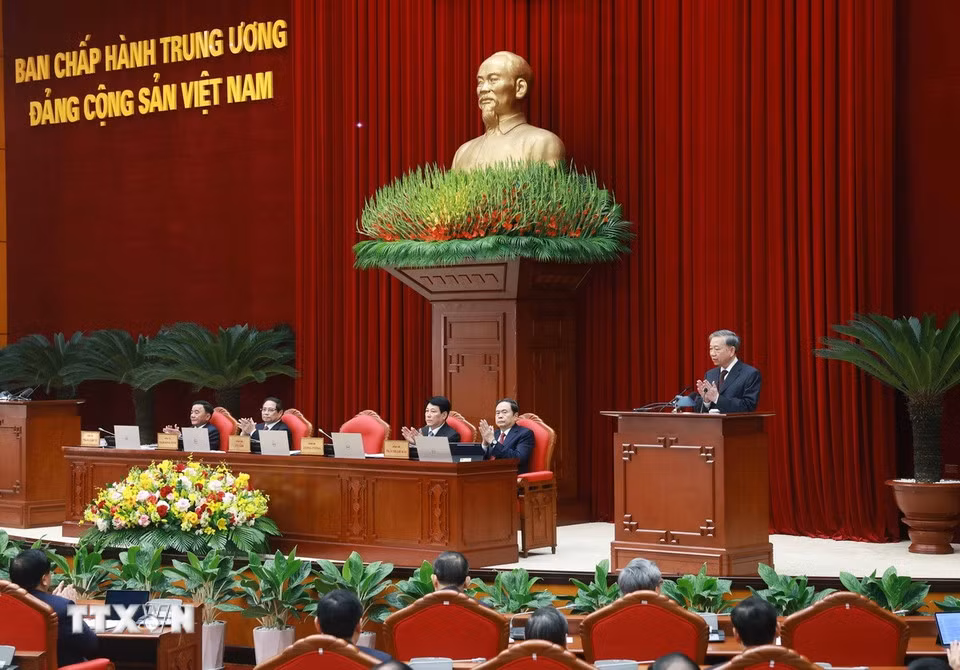Tổng Bí thư Tô Lâm phát biểu khai mạc Hội nghị lần thứ 11 Ban Chấp hành Trung ương Đảng khóa XIII. Ảnh: TTXVN.
