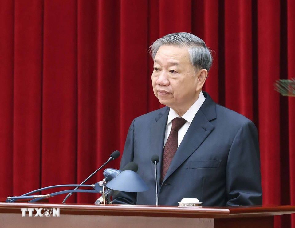 Tổng Bí thư Tô Lâm phát biểu khai mạc Hội nghị lần thứ 11 Ban chấp hành Trung ương Đảng khóa XIII. Ảnh: TTXVN.