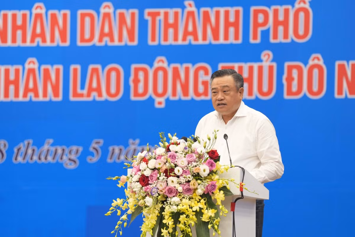 Chủ tịch UBND TP Hà Nội Trần Sỹ Thanh phát biểu tại cuộc đối thoại. Ảnh: PV.