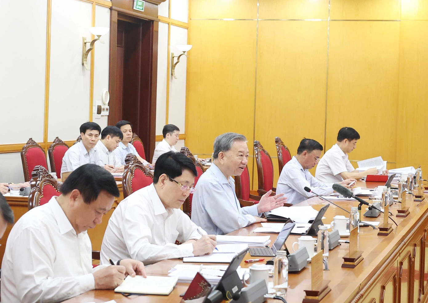 Tổng Bí thư Tô Lâm phát biểu tại cuộc họp của Bộ Chính trị về sắp xếp tổ chức bộ máy và đơn vị hành chính, ngày 6/6. Ảnh: TTXVN.