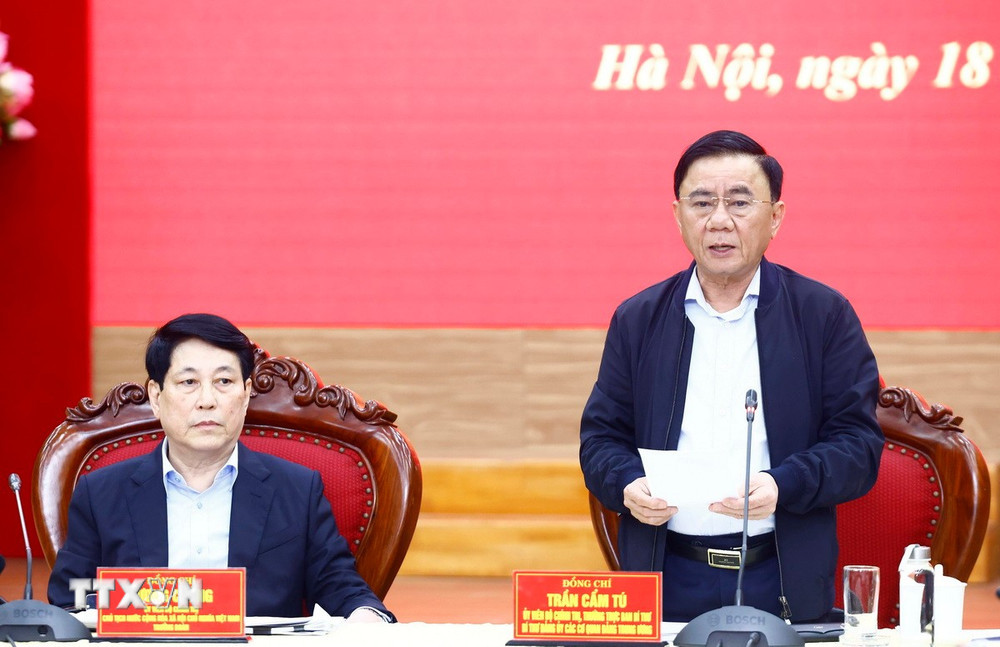 Thường trực Ban Bí thư, Bí thư Đảng uỷ các cơ quan Đảng Trung ương Trần Cẩm Tú phát biểu tại hội nghị. Ảnh: TTXVN. Thường trực Ban Bí thư, Bí thư Đảng uỷ các cơ quan Đảng Trung ương Trần Cẩm Tú phát biểu tại hội nghị. Ảnh: TTXVN.