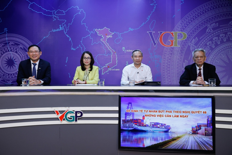 Toàn cảnh cuộc toạ đàm. Ảnh: VGP.