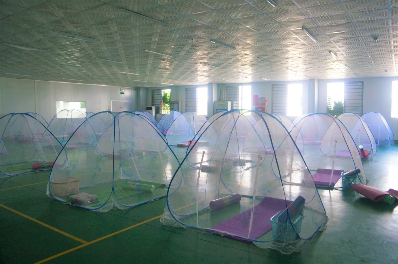 Phòng ngủ của công nhân nhà máy EMW Việt Nam.