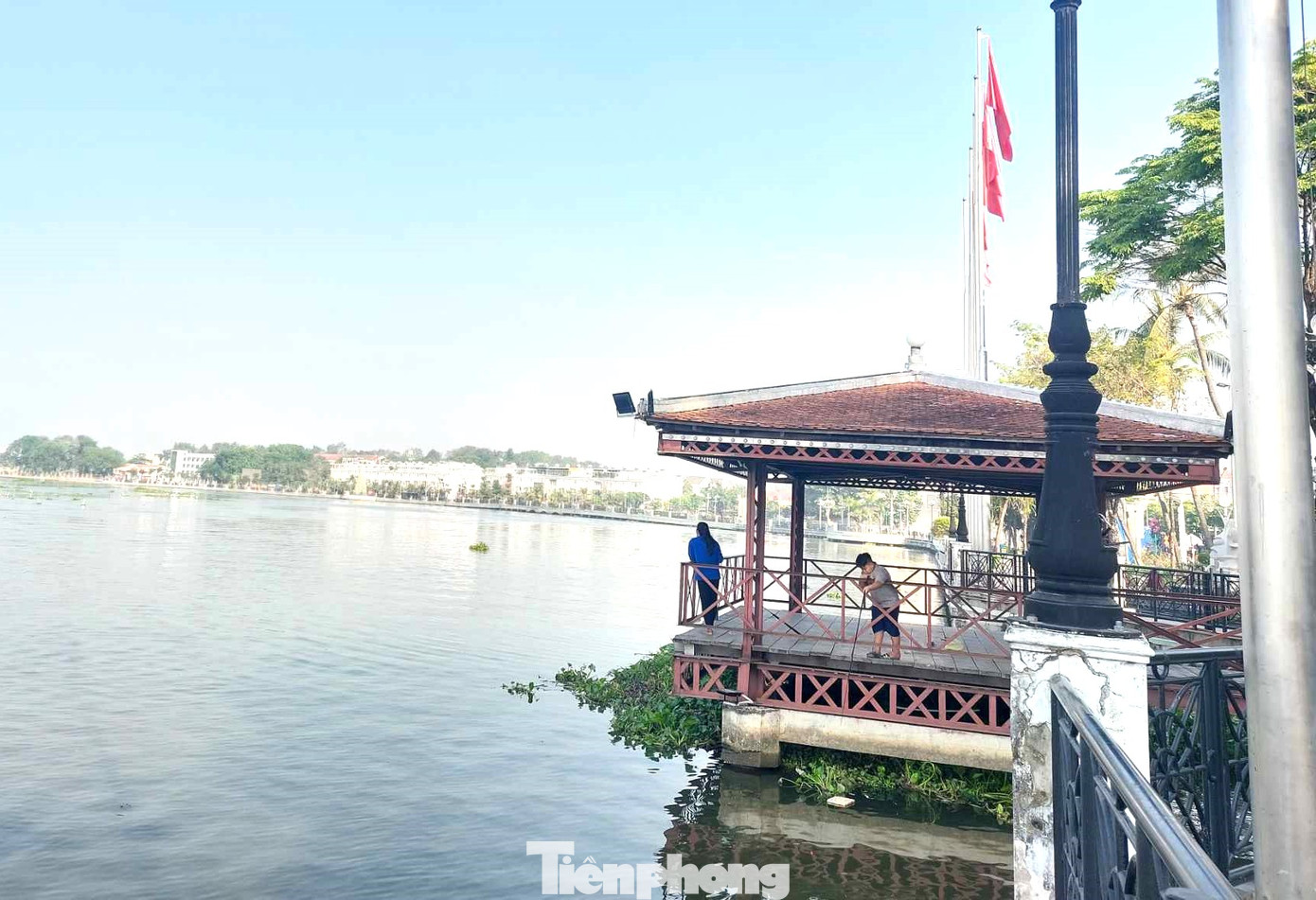 Phố đi bộ Bạch Đằng đoạn khu vực chợ Thủ Dầu Một.