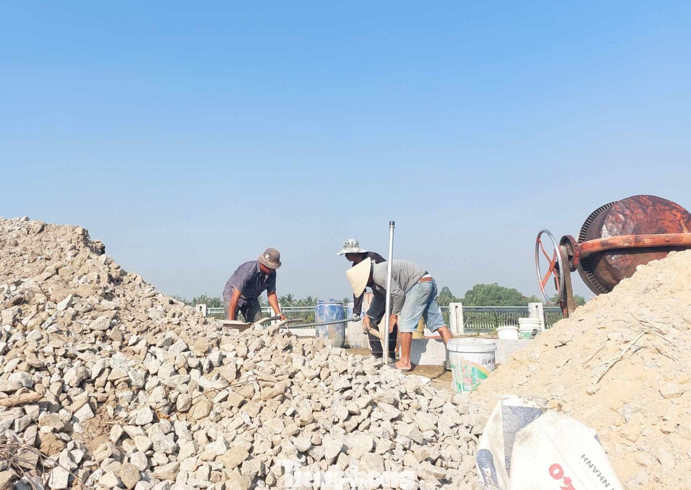 Đoạn từ rạch Bảy Tra đến rạch Bà Lụa dài khoảng 2,2km đã được TP.Thủ Dầu Một hoàn thiện báo cáo đề xuất chủ trương đầu tư, trình Sở Kế hoạch và Đầu tư thẩm định.