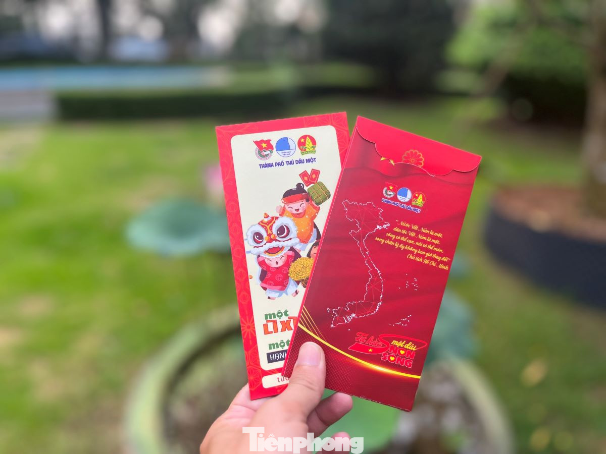 Bao lì xì tuyên truyền chương trình "Tự hào một dải non sông".