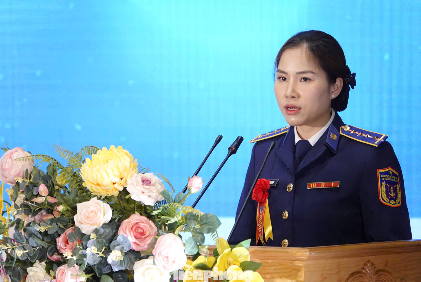 Hội nghị là dịp để các nữ quân nhân Cảnh sát biển có cơ hội chia sẻ về quá trình công tác và cống hiến cho cơ quan, đơn vị.