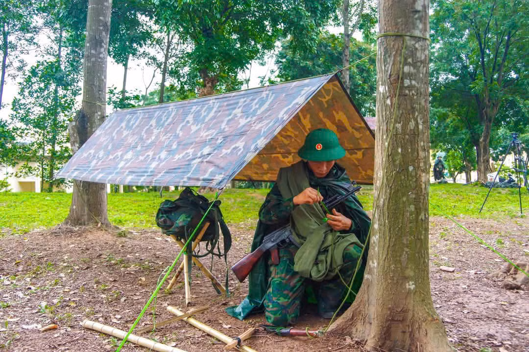 Công tác huấn luyện chiến sĩ mới năm 2025 đã được Trung đoàn 88 tổ chức triển khai thực hiện bài bản, hiệu quả.