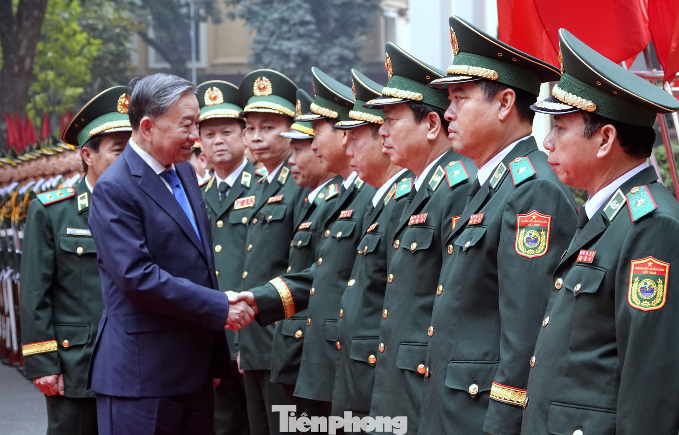 Tướng lĩnh BĐBP đón Tổng Bí thư Tô Lâm tới làm việc và chúc Tết lực lượng quân hàm xanh.