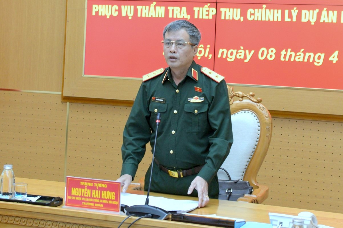 Trung tướng Nguyễn Hải Hưng - Phó Chủ nhiệm Ủy ban Quốc phòng, An ninh và Đối ngoại của Quốc hội. Trung tướng Nguyễn Hải Hưng - Phó Chủ nhiệm Ủy ban Quốc phòng, An ninh và Đối ngoại của Quốc hội.