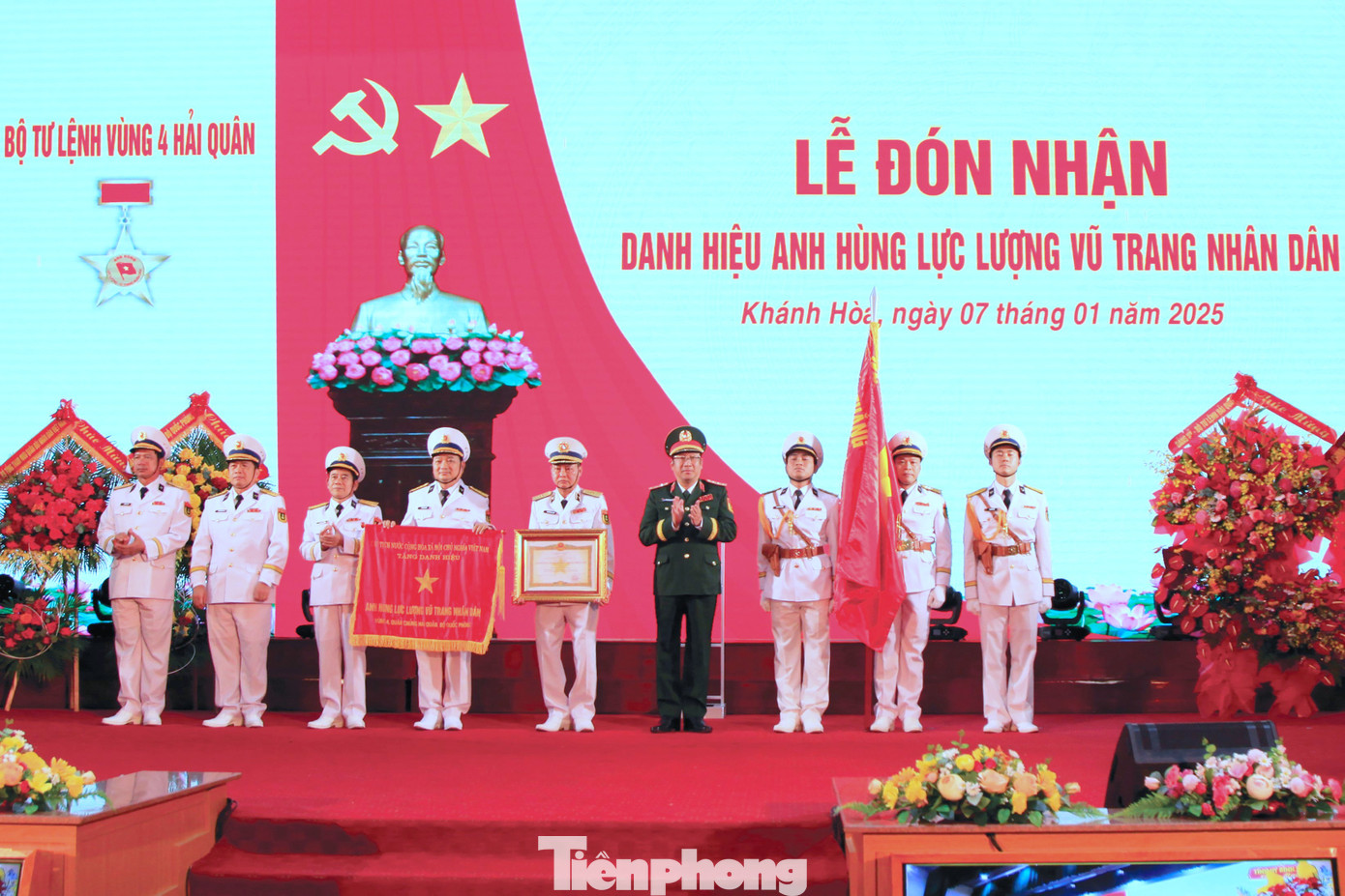 Vùng 4 Hải quân đón nhận danh hiệu Anh hùng lực lượng vũ trang nhân dân, tháng 1/2025.