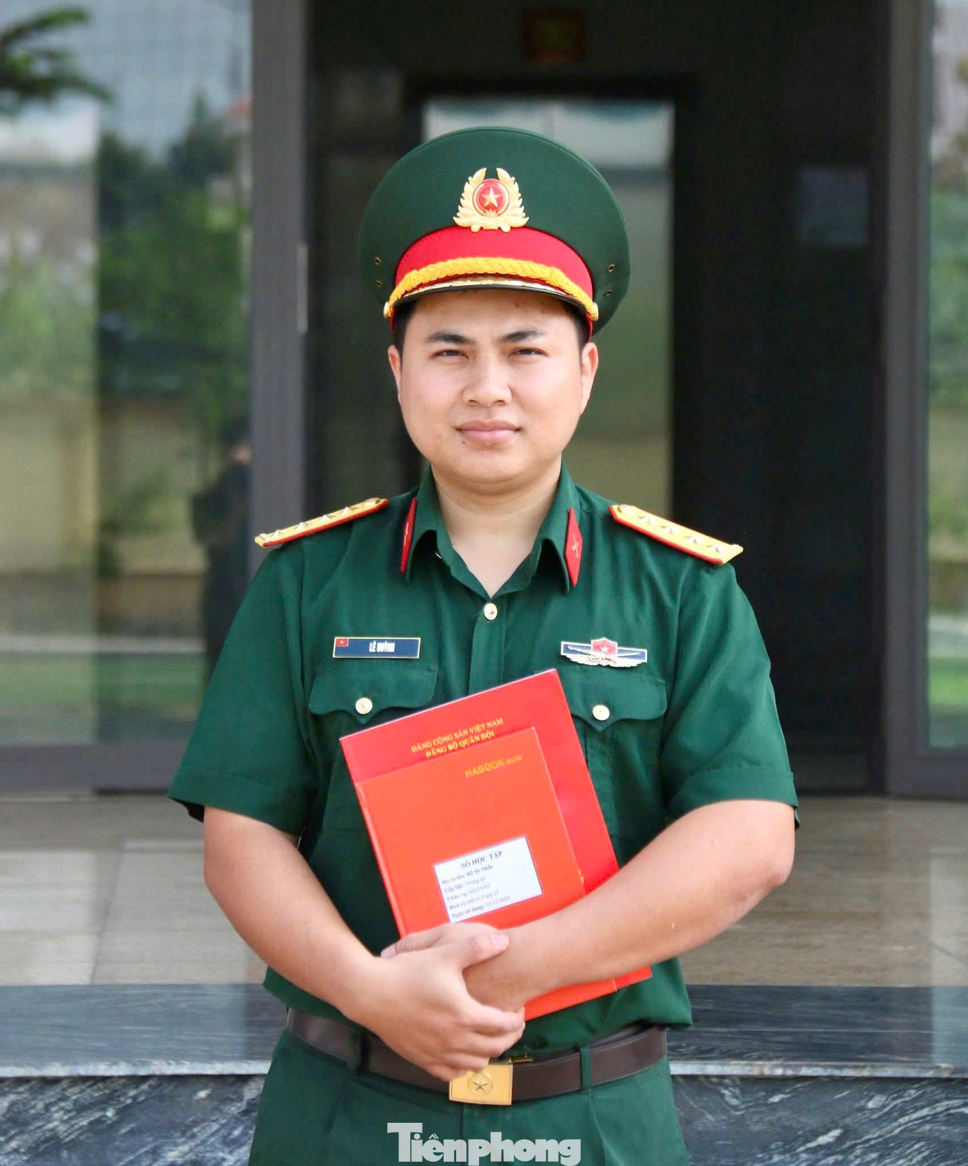 Đại úy Lê Huỳnh.