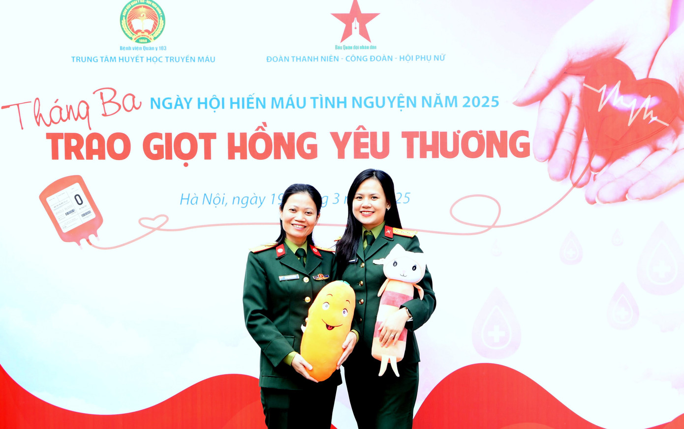 Ngày hội là hoạt động có ý nghĩa thiết thực, mang tính nhân văn sâu sắc, góp phần bảo đảm nguồn máu phục vụ cấp cứu, điều trị cho bộ đội và nhân dân.