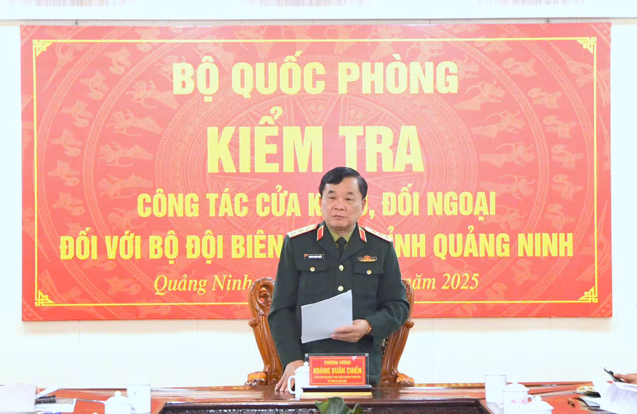 Thượng tướng Hoàng Xuân Chiến - Thứ trưởng Bộ Quốc phòng.