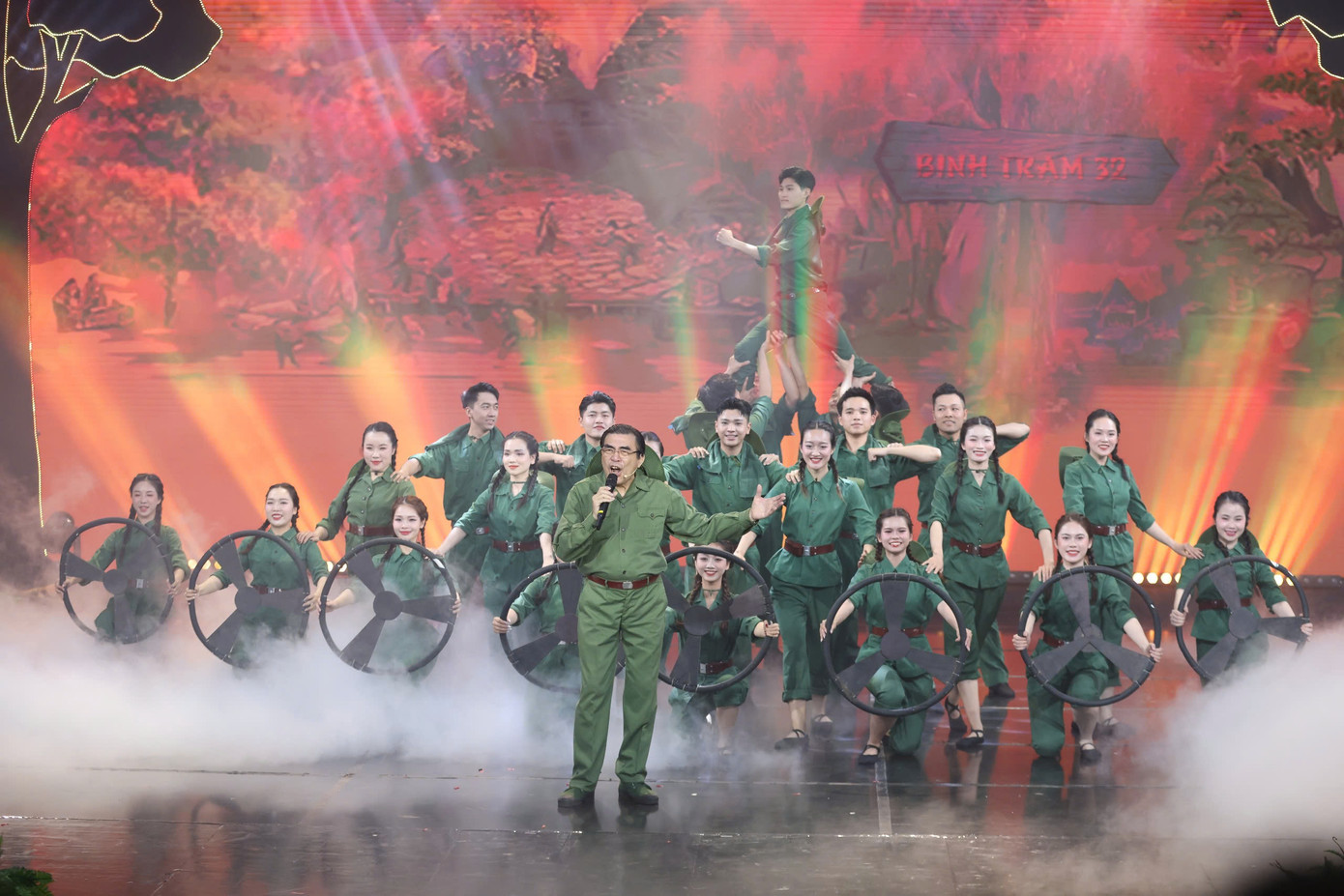 Chương trình là một trong nhiều hoạt động hướng tới kỷ niệm 50 năm Ngày Giải phóng hoàn toàn miền Nam, thống nhất đất nước.