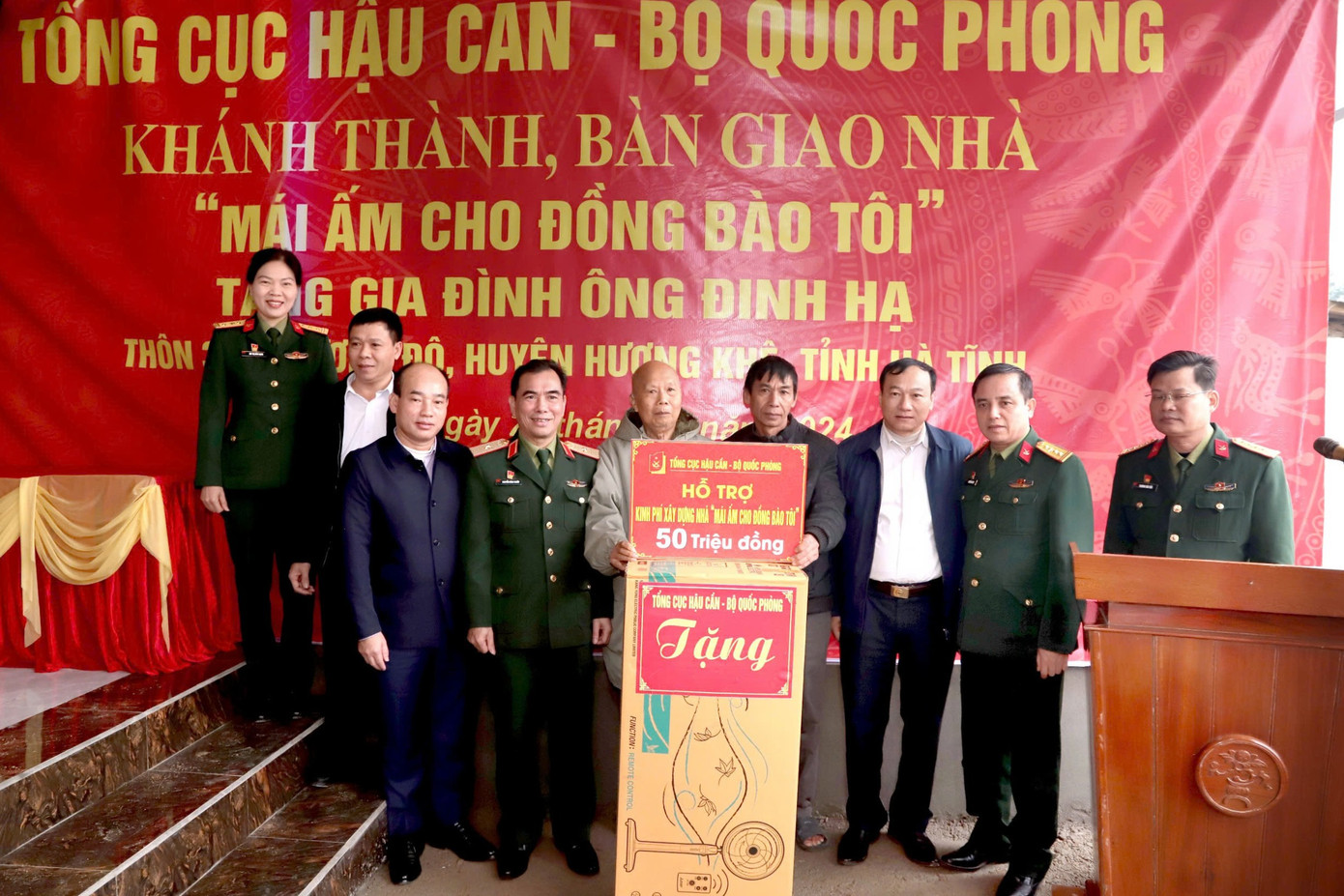 Tổng cục Hậu cần - Kỹ thuật đã triển khai có hiệu quả công tác hỗ trợ, giúp nhân dân và một số địa phương khắc phục khó khăn, cải thiện cuộc sống, từng bước giảm nghèo.