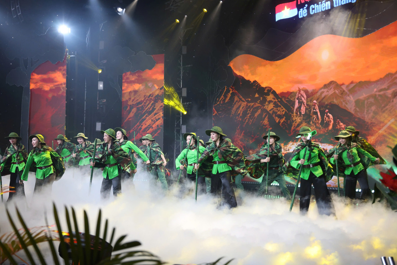 Chương trình là một trong nhiều hoạt động hướng tới kỷ niệm 50 năm Ngày Giải phóng hoàn toàn miền Nam, thống nhất đất nước.