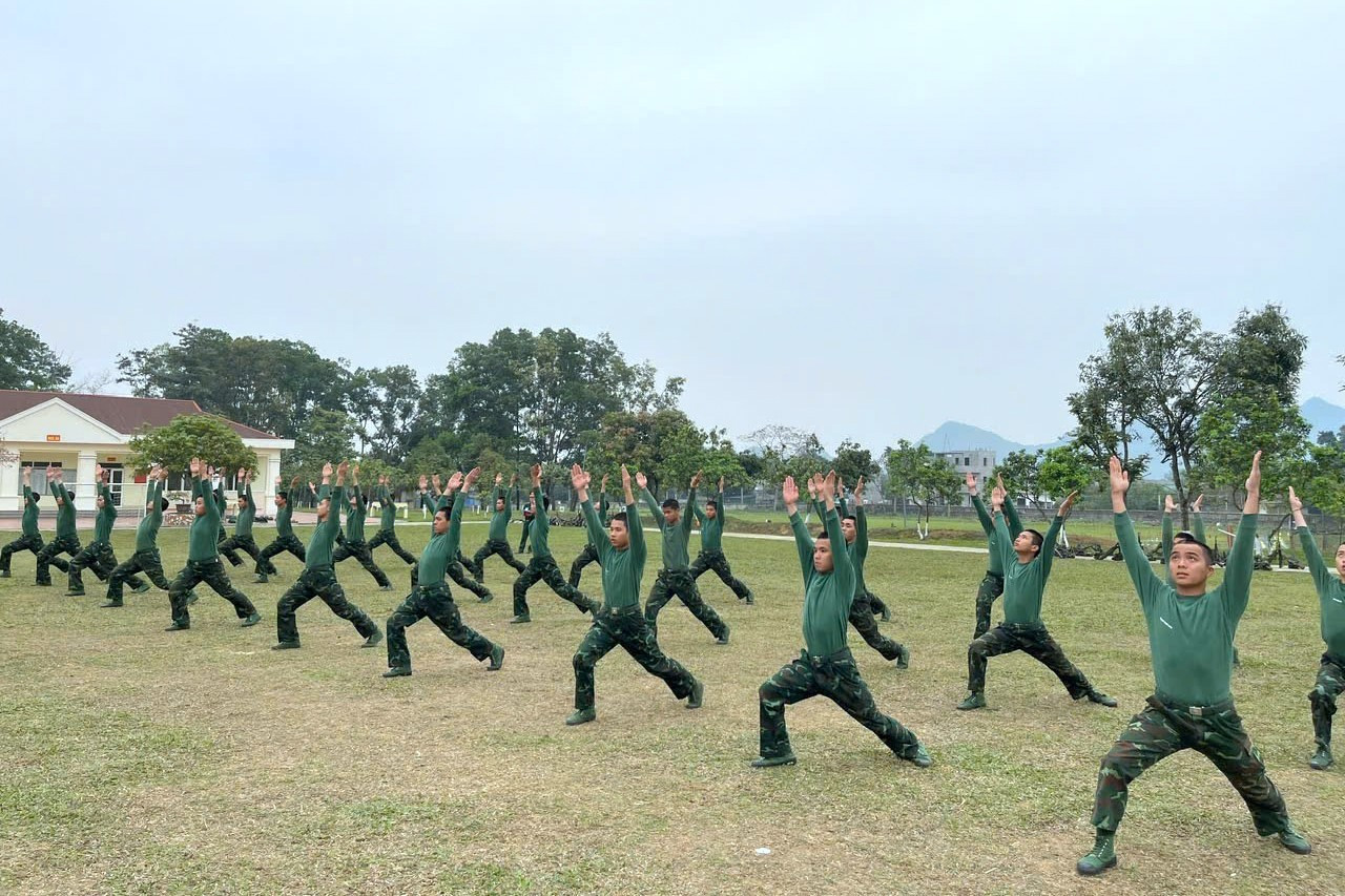 Công tác huấn luyện chiến sĩ mới năm 2025 đã được Trung đoàn 88 tổ chức triển khai thực hiện bài bản, hiệu quả.