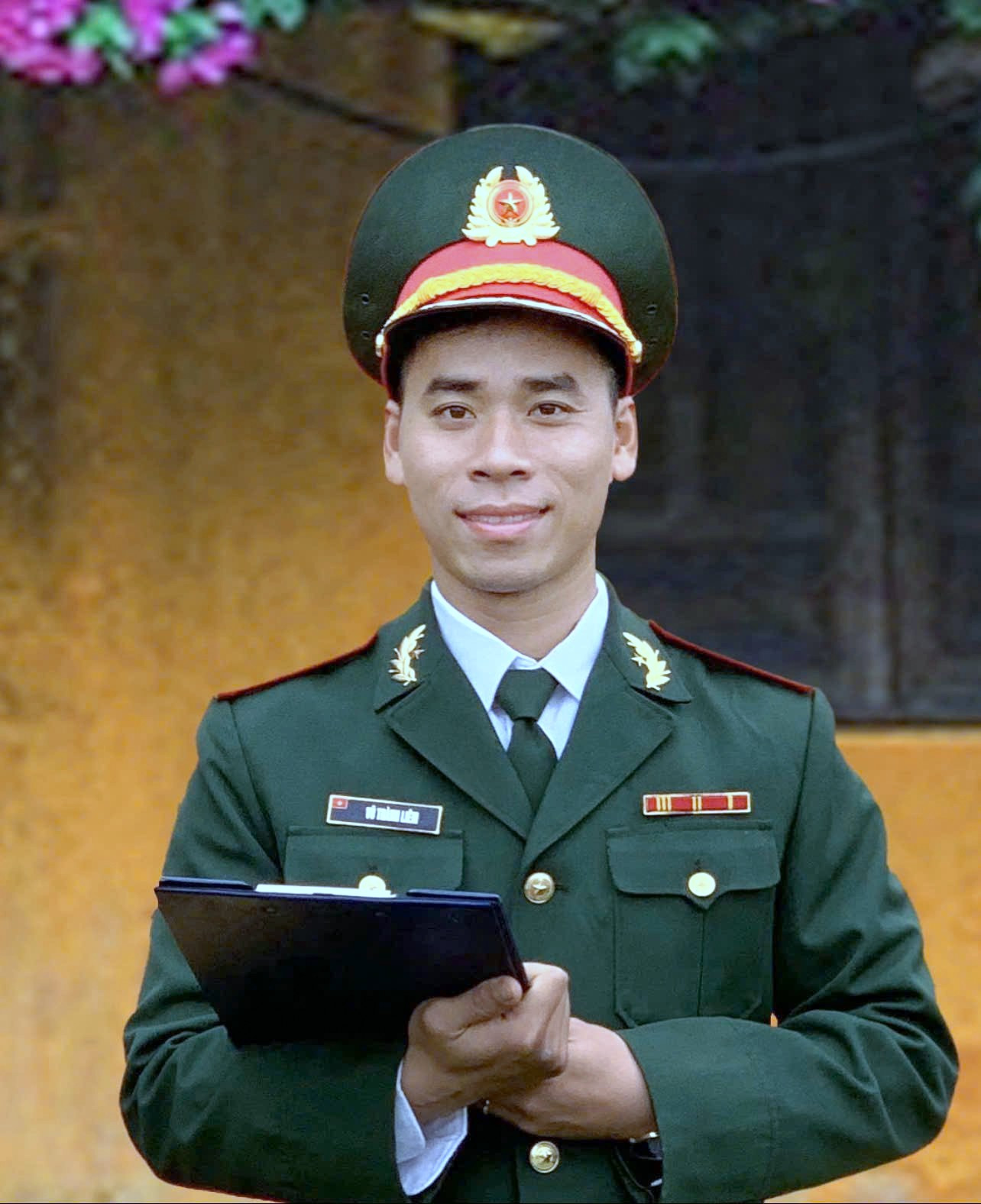 Đại úy Vũ Thành Liêm. Đại úy Vũ Thành Liêm.