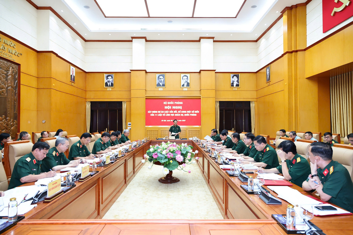 Quang cảnh hội nghị.